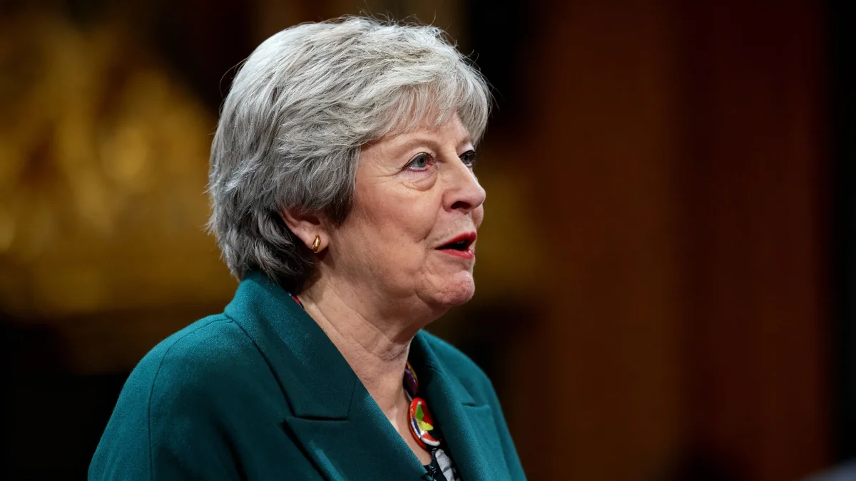 Theresa May critique la politique climatique des Tories
