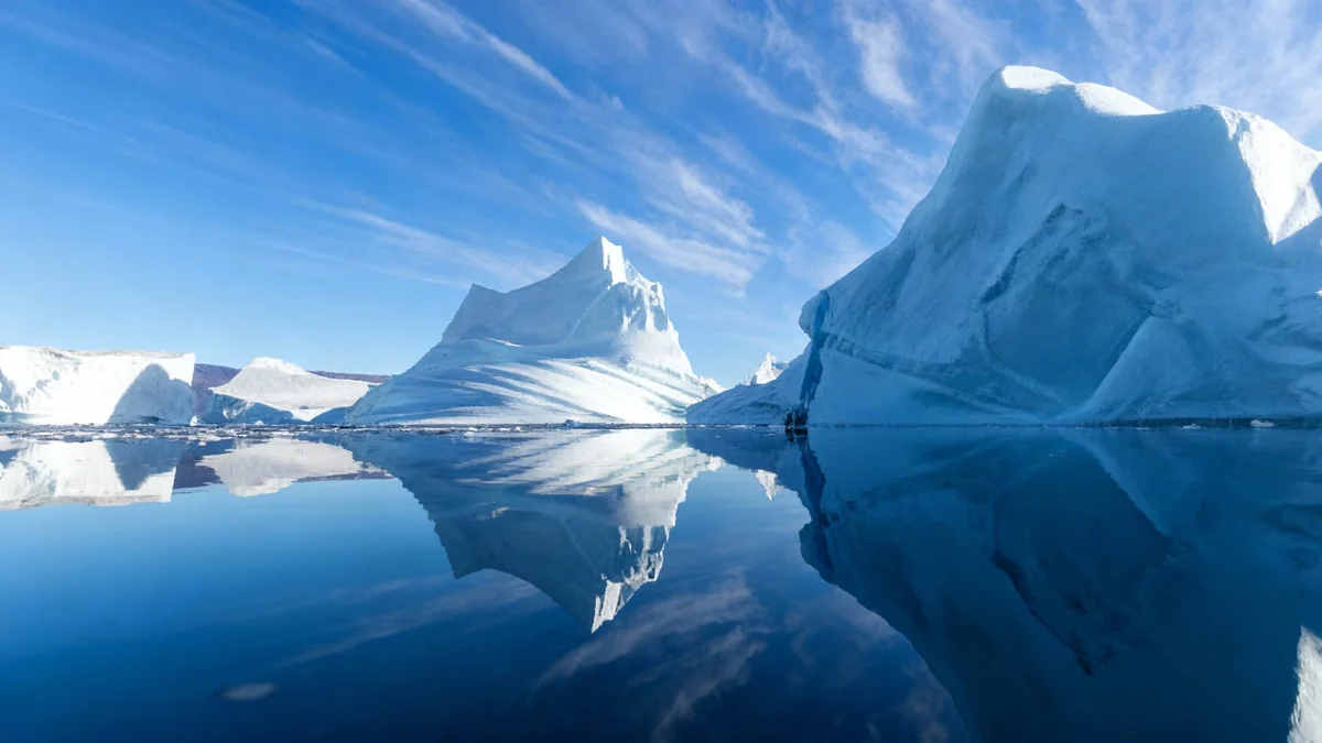 Le Groenland se déforme et se déplace vers le nord-ouest
