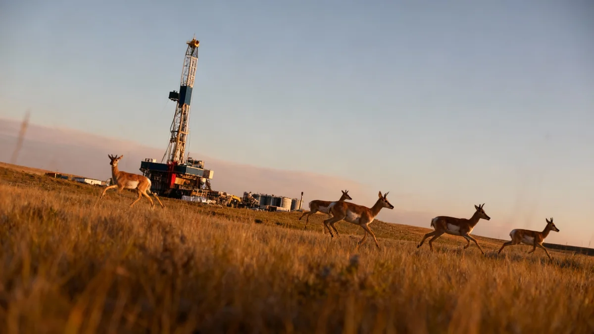 Fermeture du gouvernement et permis fossiles